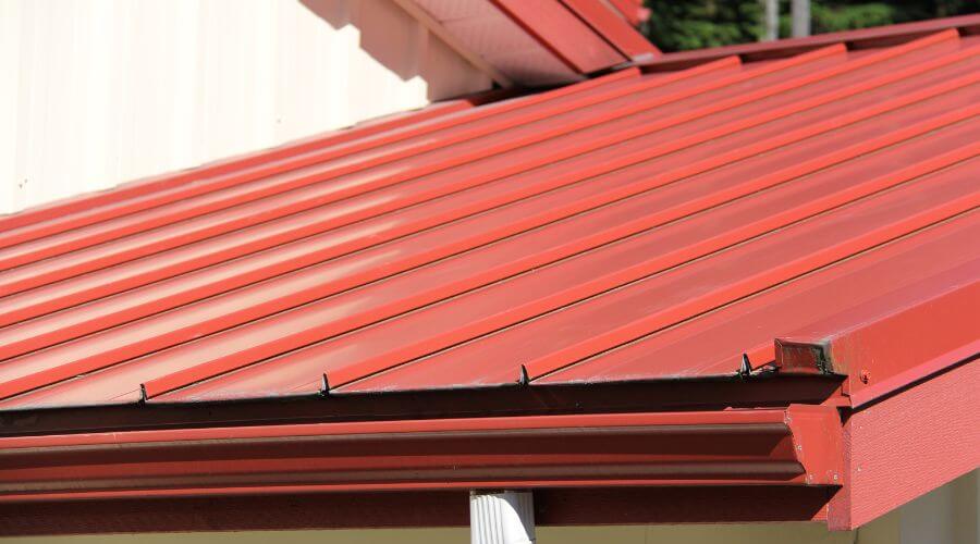 Professional gutter cleaning services in Worcester, MA